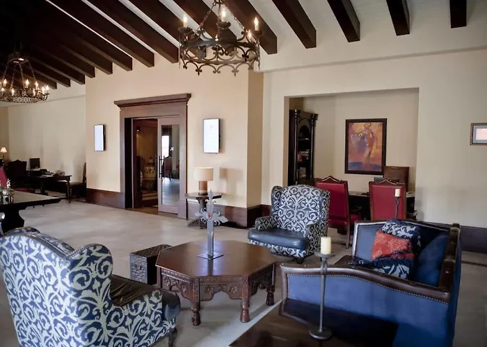 Villa Amazing 3br Near The Sea In